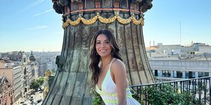 Η Εύα Λονγκόρια ζει επί του παρόντος, στην Ισπανία