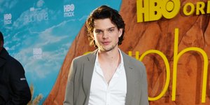 Ο Χόμερ Γκιρ φτάνει στην πρεμιέρα της τρίτης σεζόν του «Euphoria» την Τρίτη, 7 Απριλίου 2026, στο TCL Chinese Theatre στο Λος Άντζελες