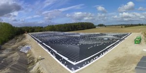 Σύστημα αποθήκευσης θερμικής ενέργειας Pit της Aalborg CSP που έχει εγκατασταθεί στο Høje Taastrup