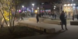 Κόσμος τρέχει σε στενά στην Αϊόβα