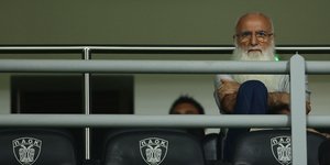 Ο Ιβάν Σαββίδης στο γήπεδο του ΠΑΟΚ