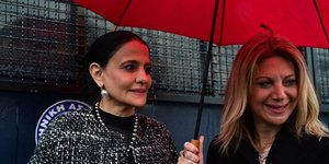 Μαρία Γκρατσία, Μαρία Καρυστιανού