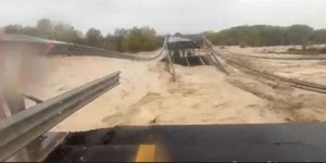 Κατέρρευσε γέφυρα στην Ιταλία 