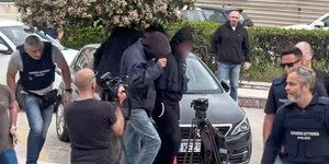 Οι απολογούμενοι για την υπόθεση της Μυρτώς οδηγούνται στην εισαγγελία