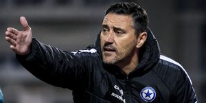 Ο Ντούσαν Κέρκεζ σε αγώνα του Ατρόμητου