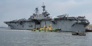 Το αμερικανικό ελικοπτεροφόρο LHA-7 και αμφίβιο πλοίο εφόδου, γνωστό ως USS Tripoli