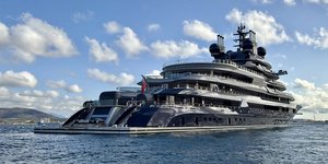 Η θαλαμηγός του Ουκρανού Αχμέτοφ 