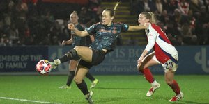 Η Μαγδαλένα Έρικσον σε αγώνα της Μπάγερν Μονάχου