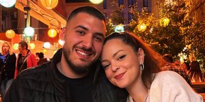 Η Μαριτίνα Ντενίση με το σύντροφό της στη Βουδαπέστη