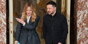 Η Ιταλίδα πρωθυπουργός, Τζόρτζια Μελόνι υποδέχτηκε στην Ρώμη τον Βολοντίμιρ Ζελένσκι