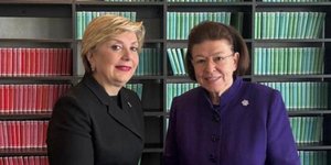 Η Υπουργός Πολιτισμού Λίνα Μενδώνη με την Υπουργό Πολιτισμού της Γεωργίας Tinatin Rukhadze