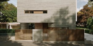 πρόσοψη εμφανές σκυρόδεμα κατοικία minimal πάτρα