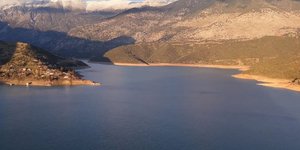 Αυξήθηκαν τα αποθέματα νερού στη λίμνη του Μόρνου