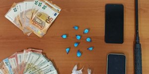 Χρήματα και ναρκωτικά