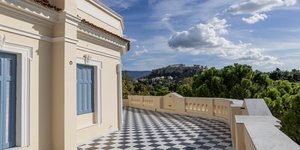 Το νεοκλασικό κτήριο της οδού Ερμού 134-136 είναι το νέο Σπίτι του Βιβλίου