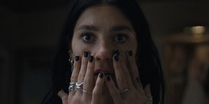 Η νέα σειρά του Netflix που βλέπουν όλοι μανιωδώς