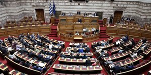 Οι εννιά απουσίες στην ψηφοφορία για τις άρσεις ασυλίας -Ποιοι ψήφισαν «κατά», όλο το παρασκήνιο