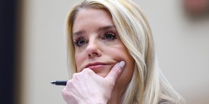 Παμ  Μπόντι