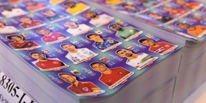 Έτοιμοι για ακόμα μία... μεγάλη πρόκληση είναι οι συλλέκτες της Panini, ενόψει του Μουντιάλ