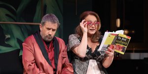 SEXY LAUNDRY με τον Σπύρο Παπαδόπουλο και τη Ρένια Λουιζίδου 