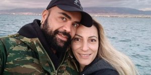 Ο Περικλής Κονδυλάτος με τη σύντροφό του Ελίνα