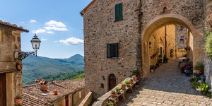 πετρινο χωριο τοσκανη