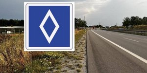 Πινακίδα μπλε διαμάντι