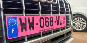 Ροζ πινακίδες