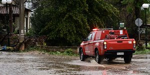 Επί ποδός η πυροσβεστική