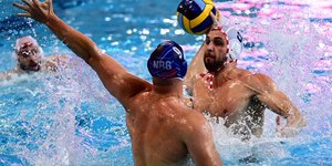 ο γιαννης φουντούλης σουα΄ρει στο ματς με τον Μπέογκραντ 