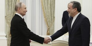 Συνάντηση Βλάντιμιρ Πούτιν - Αμπάς Αραγτσί