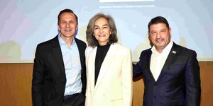 Σοφία Σακοράφα, Νίκος Χαρδιαλιάς 