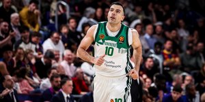 Ο Κώστας Σλούκας στο Μπαρτσελόνα-Παναθηναϊκός AKTOR