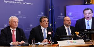 Έκκληση Σχοινά για συμμόρφωση στα μέτρα βιοασφάλειας για τον αφθώδη πυρετό