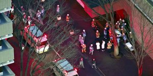 Άνδρας οπλισμένος με σφυρί τραυματίζει δυο παιδιά, ψεκάζει με άγνωστη ουσία τρεις αστυνομικούς