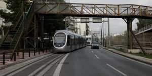 τραμ γεφυρα