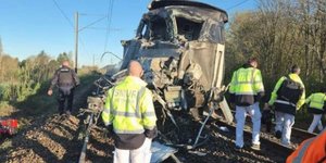 To τρένο συγκρούστηκε με στρατιωτικό όχημα στη βόρεια Γαλλία