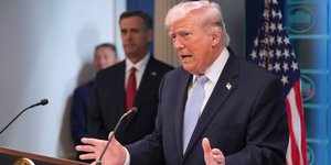 Ο Ντόναλντ Τραμπ σε συνέντευξη Τύπου στον Λευκό Οίκο