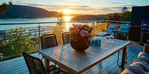 Αυτά τα 6 πράγματα θα κάνουν ακόμη και τις μεγαλύτερες βεράντες να φαίνονται μικρές και στριμωγμένες, λένε οι σχεδιαστές