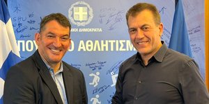 Ο Πύρρος Δήμας με τον αναπληρωτή Υπουργό Αθλητισμού Γιάννη Βρούτση