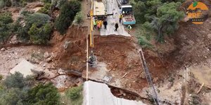 Η κακοκαιρία άνοιξε χαράδρα στην Καλλιτεχνούπολη