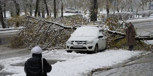 https://www.iefimerida.gr/ellada/trelathike-o-kairos-hionise-sto-nymfaio