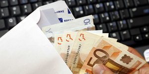 Φάκελος με χρήματα 