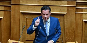 Ο Αδωνις Γεωργιάδης στη Βουλή