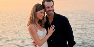 Αμαλία Κωστοπούλου και Τζέικ Μέντγουελ στο pre-wedding πάρτυ τους 
