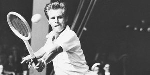 Ο Αρτ Λάρσεν  στο Wimbledon, τον Ιούνιο του 1950 