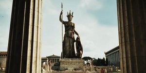To Aγαλμα της Θεας Αθηνας στην Ακρόπολη 