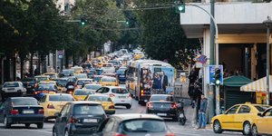 Κίνηση οχημάτων στην Αθήνα 