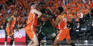 Στιγμιότυπο από το Game 5 του Βαλένθια-Παναθηναϊκός AKTOR
