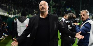 Ο Ράφα Μπενίτεθ στη διάρκεια του κυριακάτικου ντέρμπι Παναθηναϊκού - ΑΕΚ για τη Super League